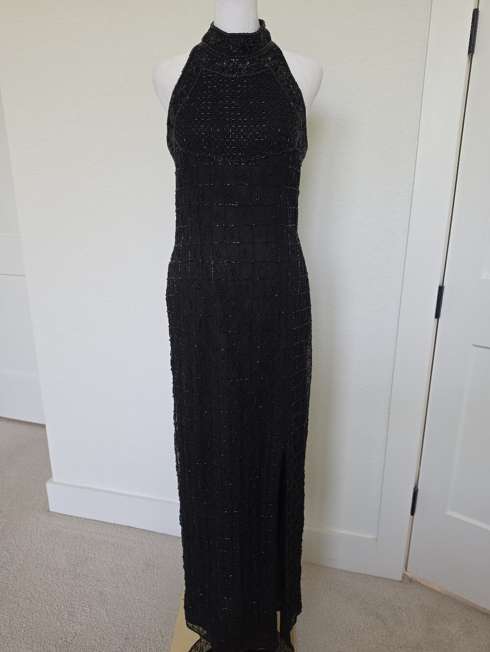 Adrianna Papell Evening Black Silk Beaded Sequin Halter Maxi Dress Size 10 - Picture 3 of 9